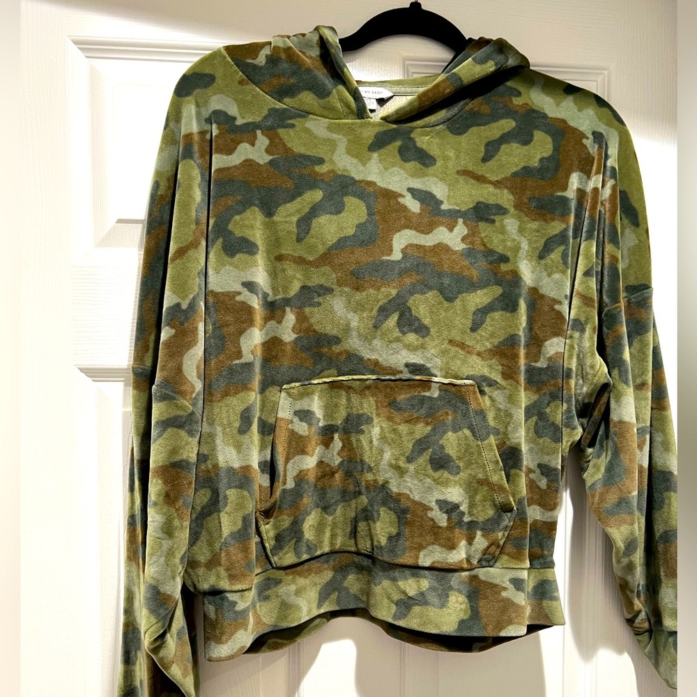 American eagle camo hoodie